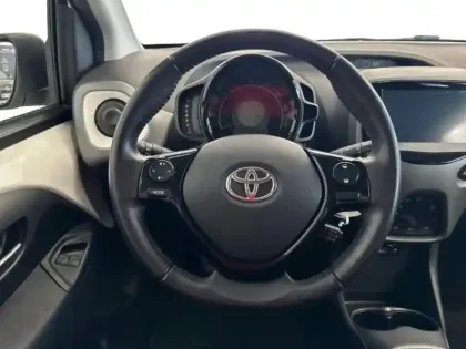 Photo 11 Toyota Aygo  1.0 VVT-i 72ch x-look 5p MY20