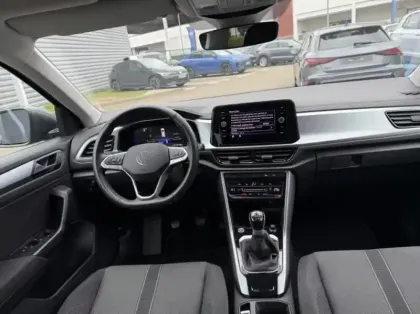 Photo 14 Volkswagen T-roc  1.0 TSI 116ch VW Edition