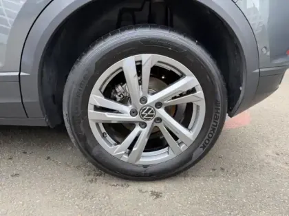 Photo 8 Volkswagen T-roc  1.0 TSI 116ch VW Edition