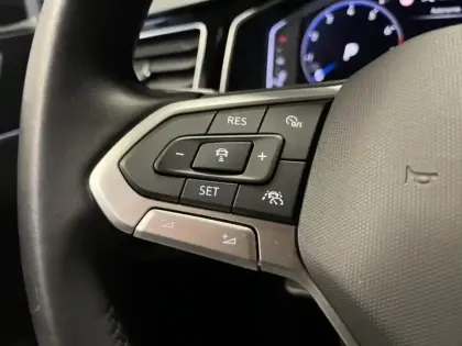 Photo 14 Volkswagen Taigo  1.0 TSI 116ch R-Line Edition DSG7