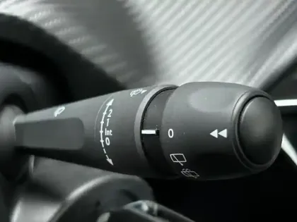 Photo 13 Peugeot 208  1.2 PureTech 75ch S&S Style