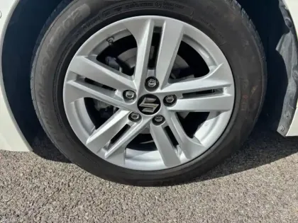 Photo 10 Suzuki Swace  1.8 Hybrid 122ch Pack