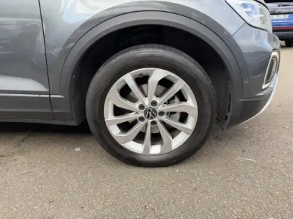 Photo 6 Volkswagen T-roc  1.5 TSI EVO 150ch Life Plus DSG7