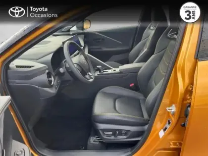 Photo 8 Toyota C-HR  2.0 Hybride 200ch Collection Premiere MY25