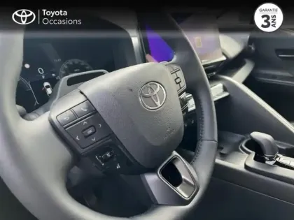 Photo 10 Toyota C-HR  2.0 Hybride 200ch Collection Premiere MY25