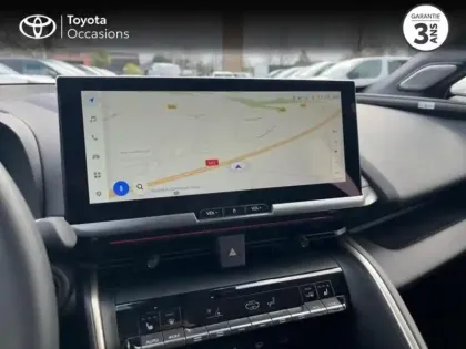 Photo 12 Toyota C-HR  2.0 Hybride 200ch Collection Premiere MY25