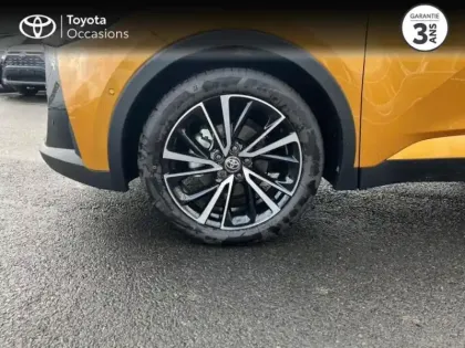 Photo 13 Toyota C-HR  2.0 Hybride 200ch Collection Premiere MY25