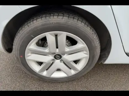 Photo 12 Renault Clio  1.0 Eco-G 100ch Evolution - 24