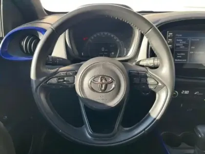 Photo 14 Toyota Aygo  X 1.0 VVT-i 72ch Design S-CVT