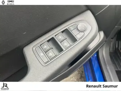 Photo 14 Renault Clio  1.5 dCi 100ch Evolution - 25