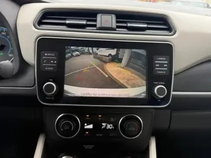 Photo 11 Nissan Leaf  150ch 40kWh Acenta 21.5