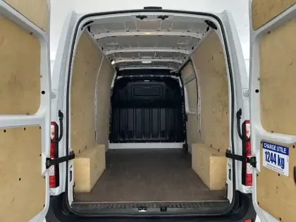 Photo 89 Renault Master  FGN TRAC F3500 L2H2 BLUE DCI 135
