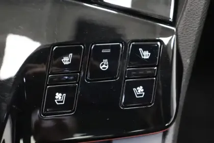 Photo 34 Kia Sportage Gén. V Ph1 GT-line Premium 5