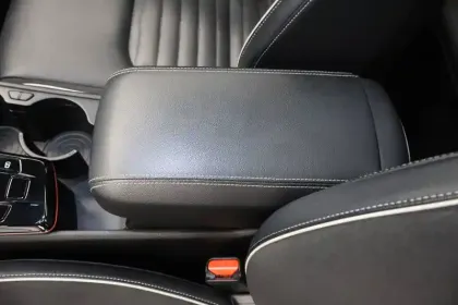 Photo 20 Kia Sportage Gén. V Ph1 GT-line Premium 5