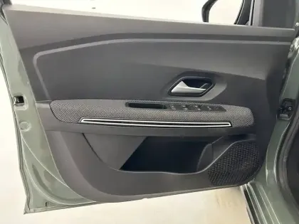 Photo 19 Dacia Jogger Gén. I (RJI) Ph2 Extreme 5