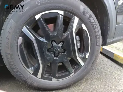 Photo 10 Peugeot 5008  Electrique 210 ch 73 kWh