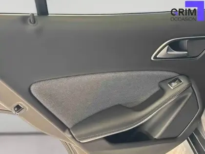 Photo 20 Mercedes GLA  200 d 7-G DCT