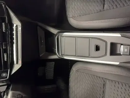 Photo 12 Renault Clio  E-Tech full hybrid 160 ch