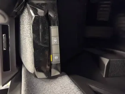 Photo 18 Renault Clio  E-Tech full hybrid 160 ch