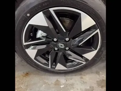 Photo 56 Renault Clio  E-Tech full hybrid 160 ch