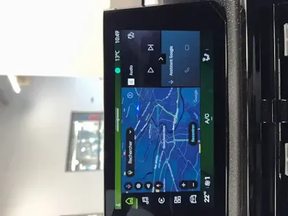 Photo 23 Renault Clio  E-Tech full hybrid 160 ch