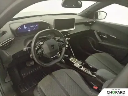 Photo 9 Peugeot 2008  Hybrid 136 e-DCS6