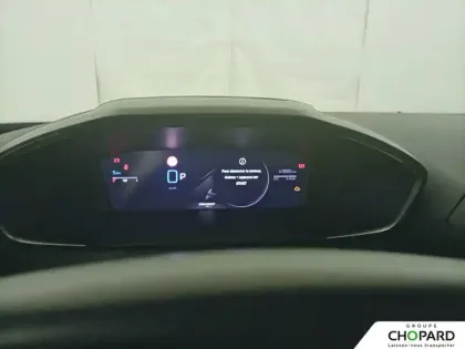 Photo 16 Peugeot 2008  Hybrid 136 e-DCS6