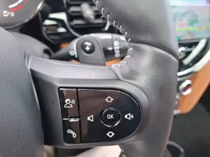 Photo 26 Mini Mini Hatch 3 Portes John Cooper Works 231 ch BVA8