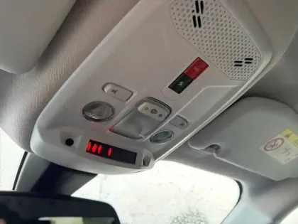 Photo 22 Peugeot 2008  PureTech 130 S&S EAT8