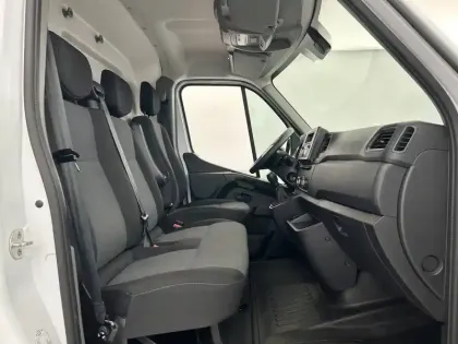 Photo 96 Renault Master  FGN TRAC F3500 L2H2 BLUE DCI 135