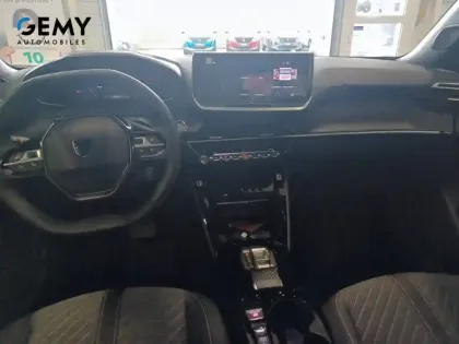 Photo 7 Peugeot 2008  Electrique 50 kWh 136 ch