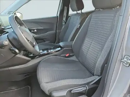 Photo 10 Peugeot 2008  Electrique 136 ch