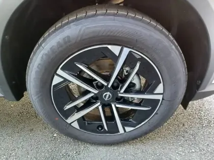 Photo 13 Nissan Juke  HYBRID 143