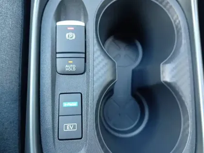 Photo 32 Nissan Juke  HYBRID 143