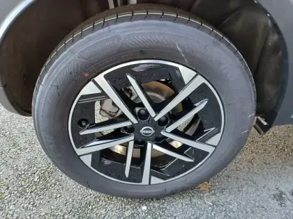 Photo 49 Nissan Juke  HYBRID 143