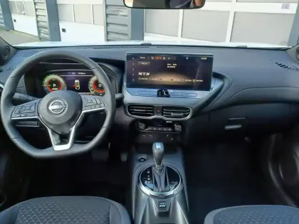 Photo 53 Nissan Juke  HYBRID 143