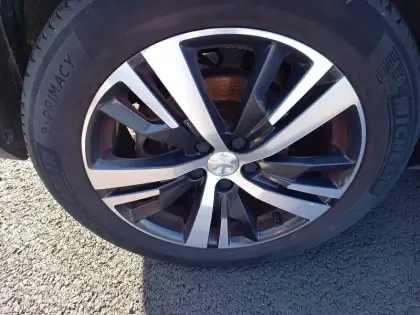 Photo 12 Peugeot 5008  PureTech 130ch S&S EAT8