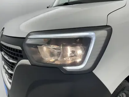 Photo 32 Renault Master Gén. III (F62) Ph3 Grand Confort 1