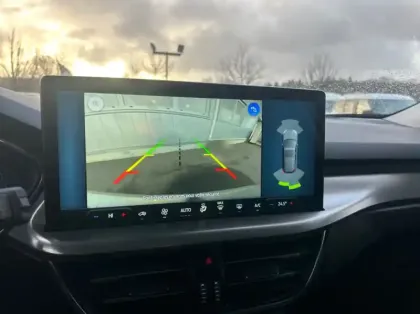 Photo 14 Ford Tourneo Connect Gén. III Ph1 Titanium 5