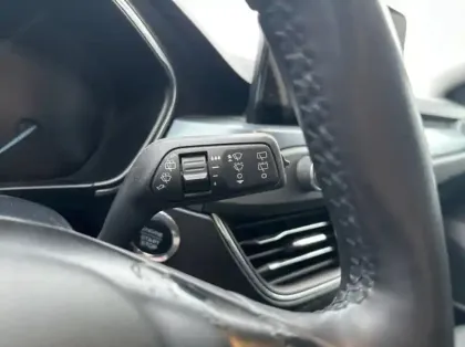 Photo 17 Ford Focus Gén. I Ph1 Base 5