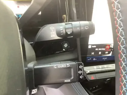 Photo 19 Renault Austral E-Tech full hybrid 200 GSR2 Techno esprit Alpine