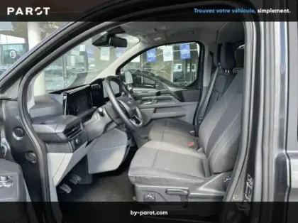 Photo 9 Ford Tourneo Custom 320 L2H1 2.0 EcoBlue 150ch Titanium