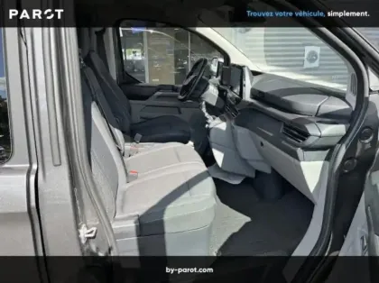 Photo 23 Ford Tourneo Custom 320 L2H1 2.0 EcoBlue 150ch Titanium