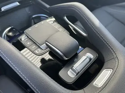 Photo 15 Mercedes Classe E 350 de Hybrid EQ 4MATIC AMG Line 35