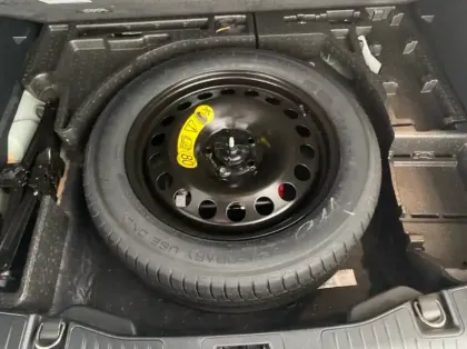 Photo 23 Ford Kuga 2.5 Duratec 180ch Hybrid FlexiFuel Titanium Business Powershift