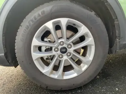 Photo 13 Ford Kuga 2.5 Duratec 180ch Hybrid FlexiFuel Titanium Business Powershift