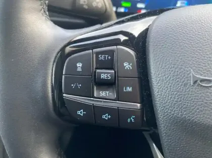 Photo 15 Ford Kuga 2.5 Duratec 180ch Hybrid FlexiFuel Titanium Business Powershift