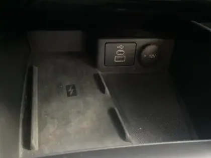 Photo 17 Ford Kuga 2.5 Duratec 180ch Hybrid FlexiFuel Titanium Business Powershift