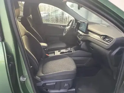 Photo 22 Ford Kuga 2.5 Duratec 180ch Hybrid FlexiFuel Titanium Business Powershift