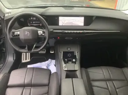 Photo 12 DS DS 4 BlueHDi 130 EAT8 Etoile - Cuir Nappa